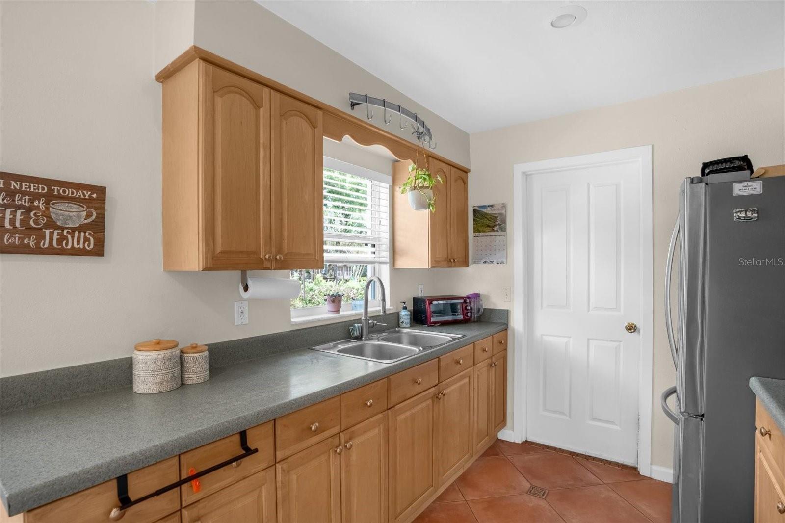 739 SEMINOLE AVE, LONGWOOD, FL, 32750