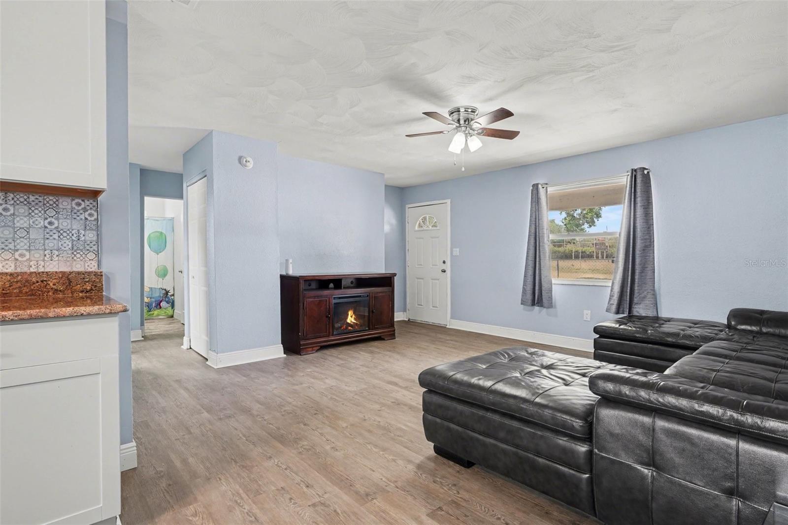 355 S OAK AVE, FROSTPROOF, FL, 33843