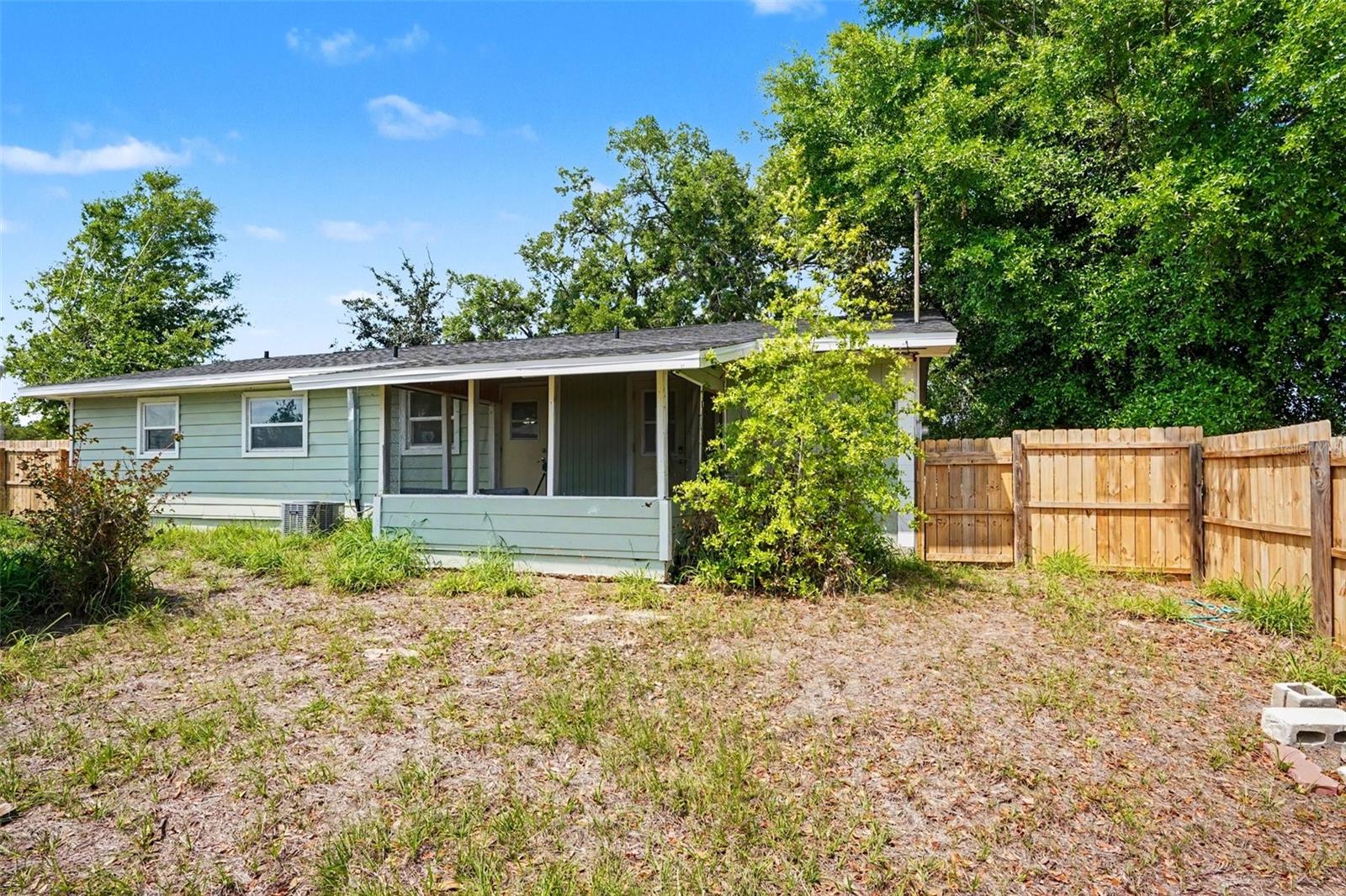 355 S OAK AVE, FROSTPROOF, FL, 33843