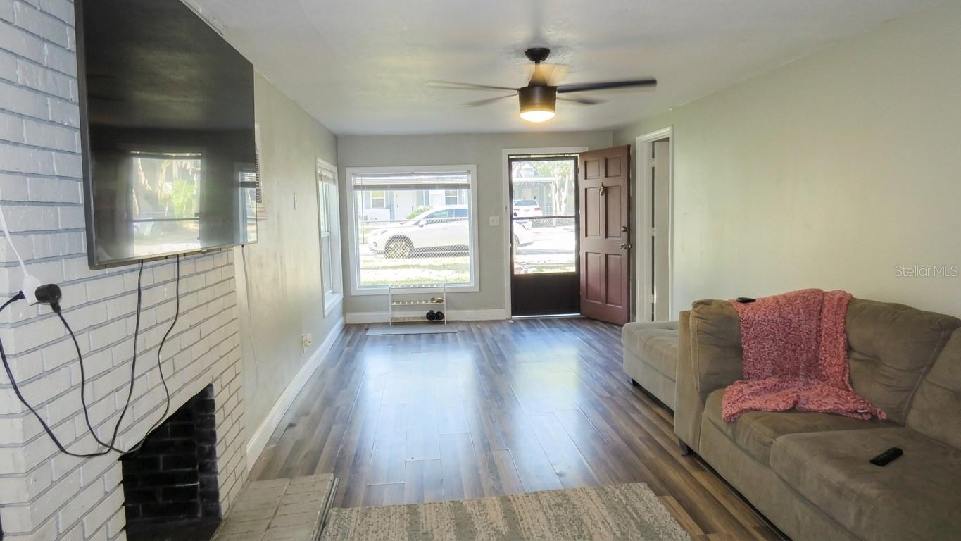 1021 MCNAMEE ST, LEESBURG, FL, 34748