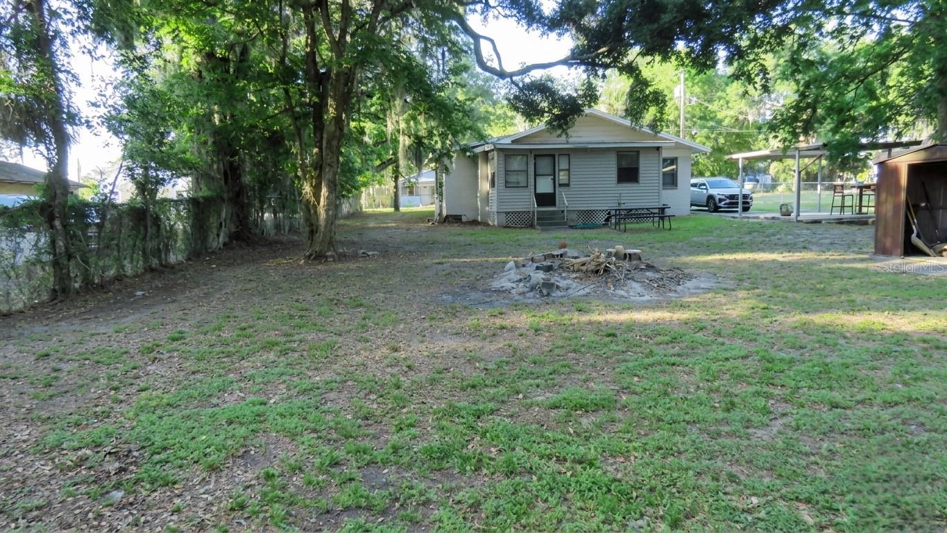 1021 MCNAMEE ST, LEESBURG, FL, 34748