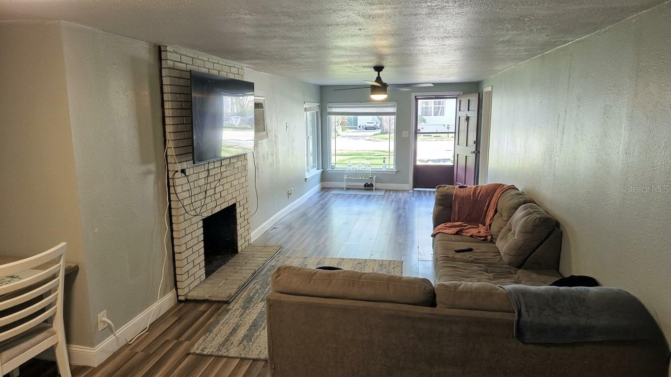 1021 MCNAMEE ST, LEESBURG, FL, 34748