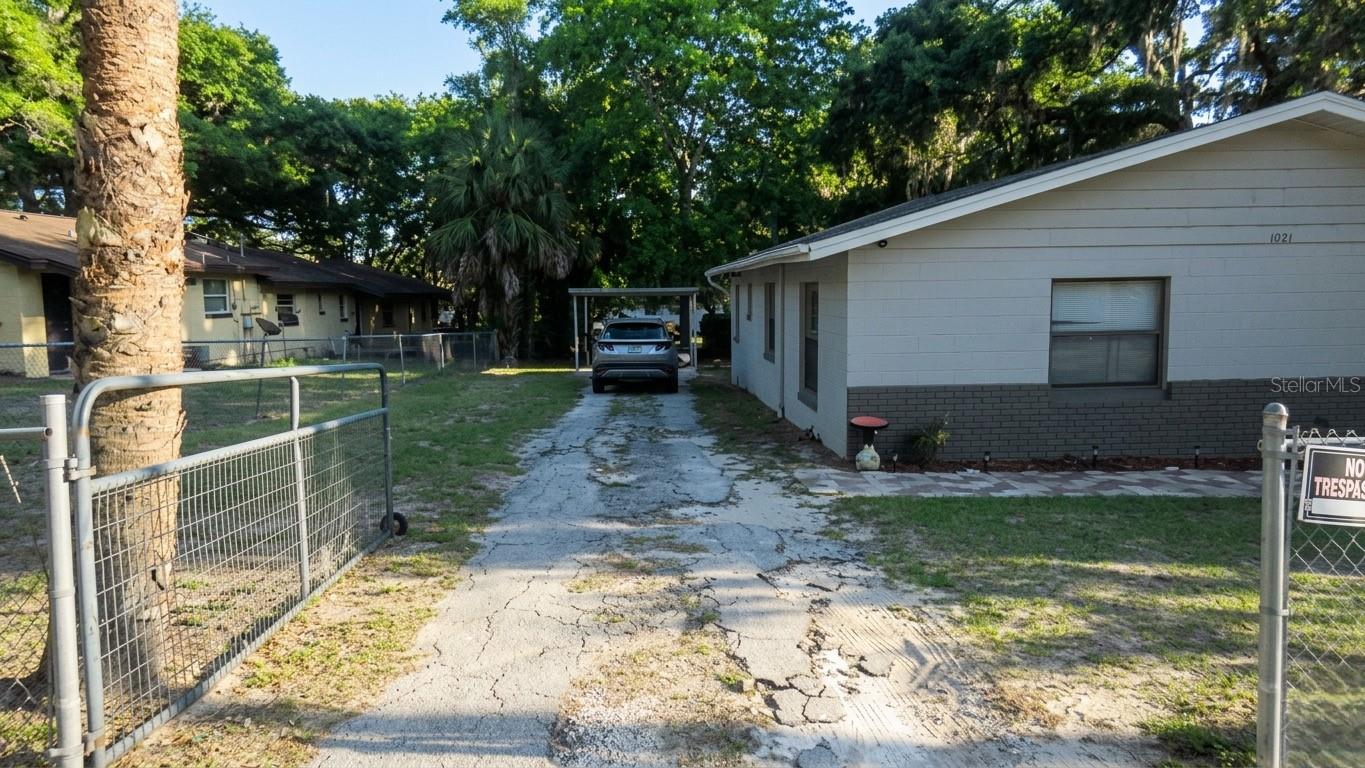 1021 MCNAMEE ST, LEESBURG, FL, 34748