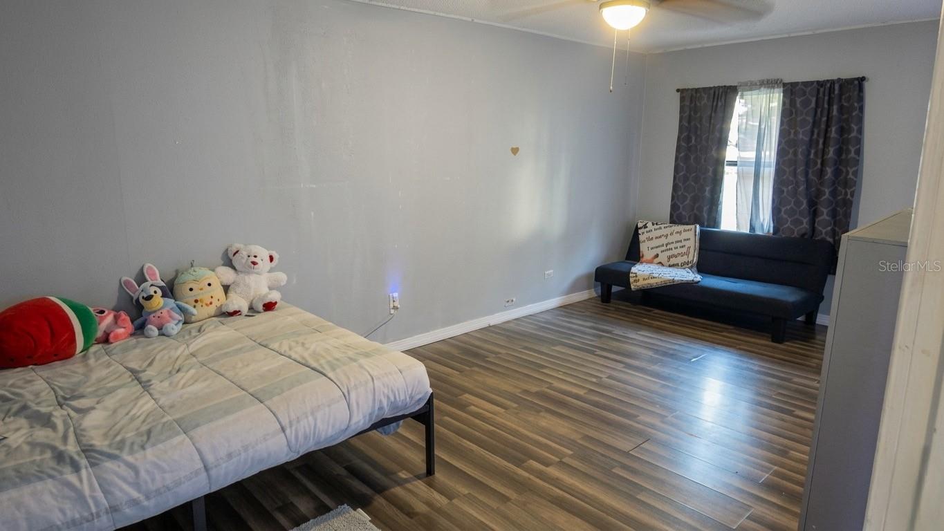 1021 MCNAMEE ST, LEESBURG, FL, 34748