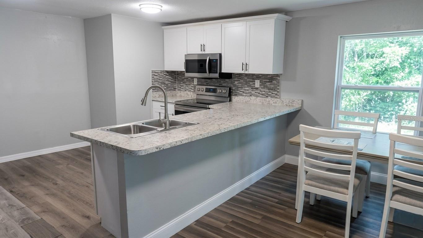 1021 MCNAMEE ST, LEESBURG, FL, 34748