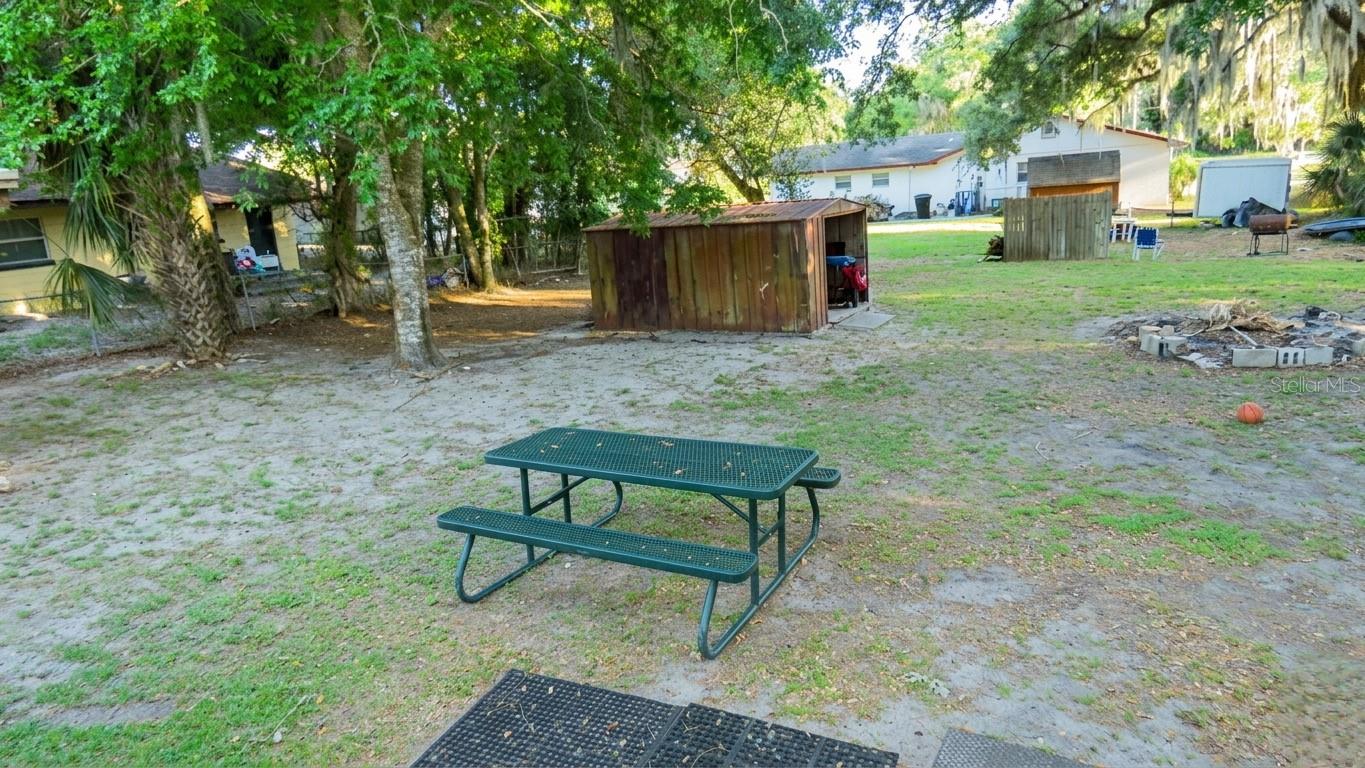 1021 MCNAMEE ST, LEESBURG, FL, 34748