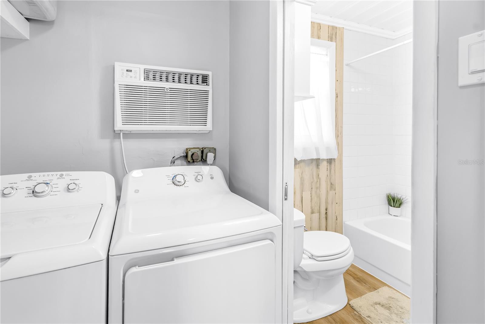 308 53RD ST W, BRADENTON, FL, 34209