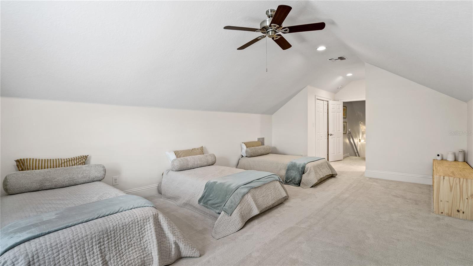 4811 KEENELAND CIR, ORLANDO, FL, 32819