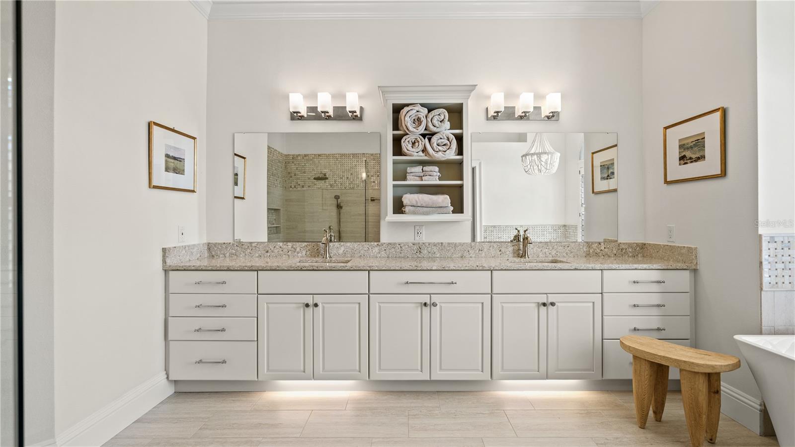 4811 KEENELAND CIR, ORLANDO, FL, 32819