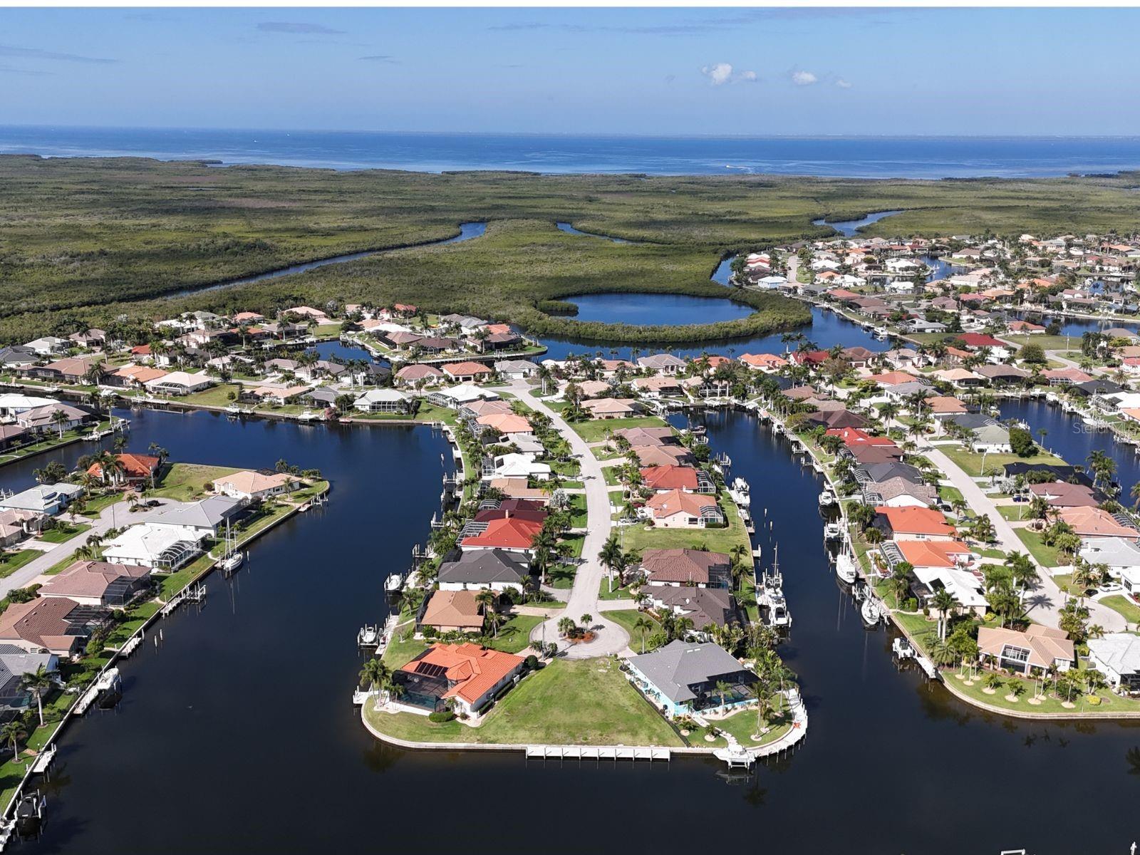 402 VALLETTA CT, PUNTA GORDA, FL, 33950