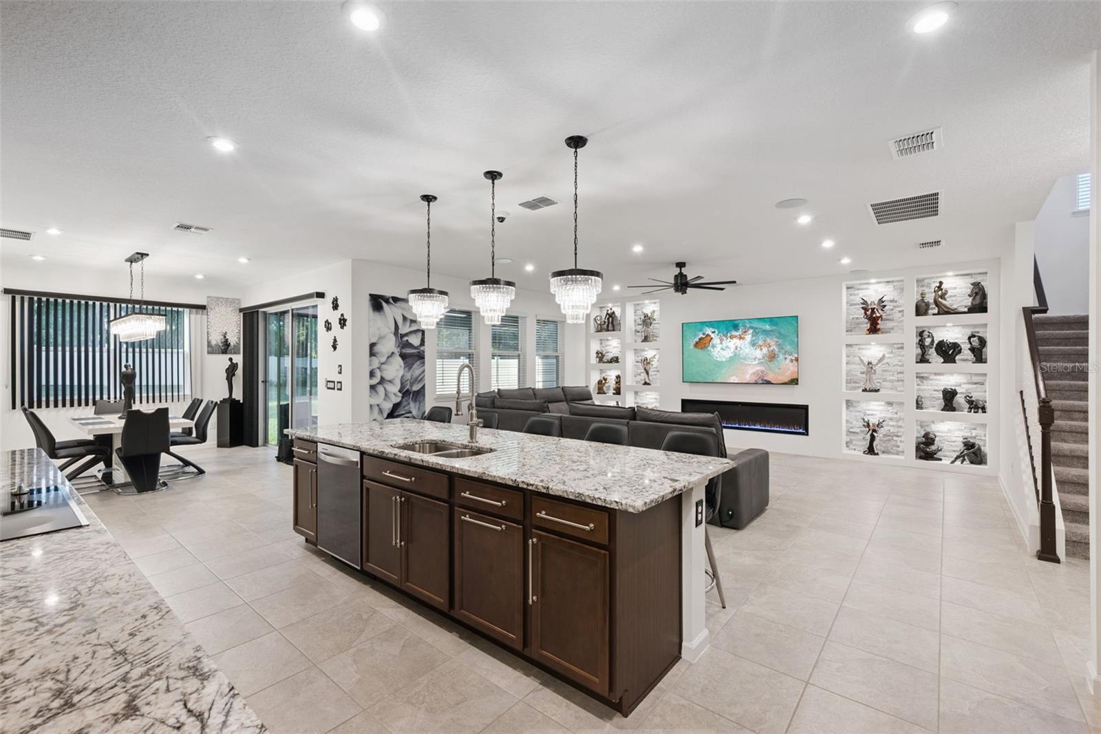 887 ASTERFIELD LN, DELAND, FL, 32720