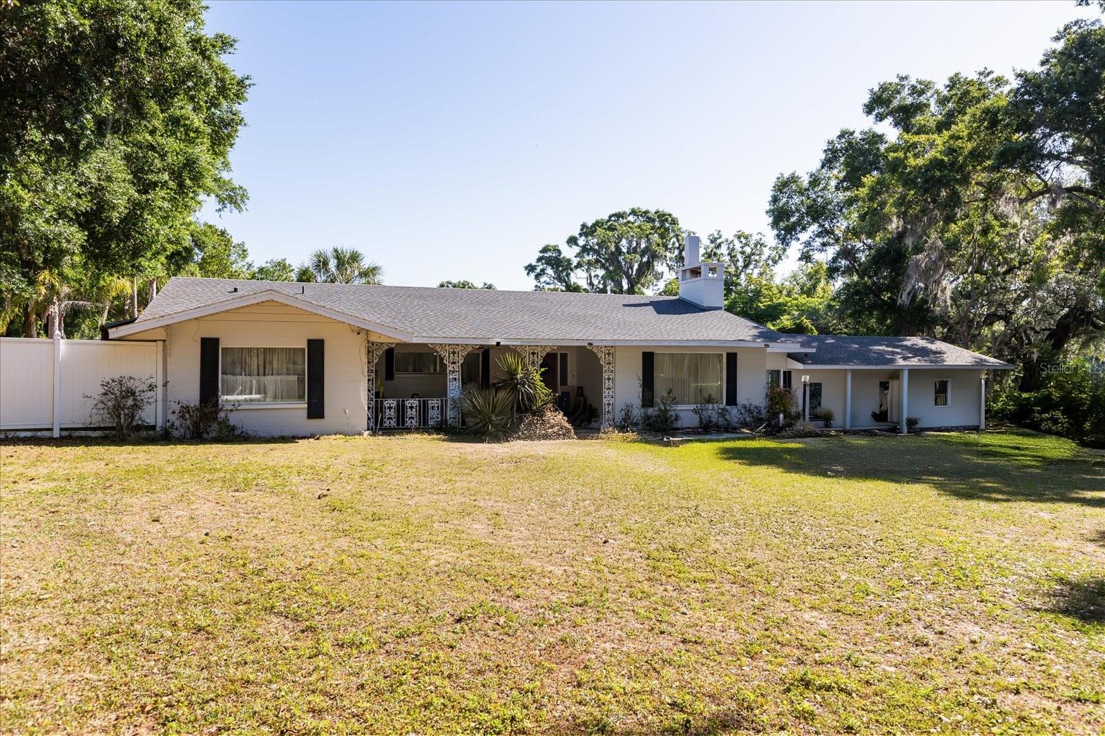 1505 E CROOKED LAKE DR, EUSTIS, FL, 32726