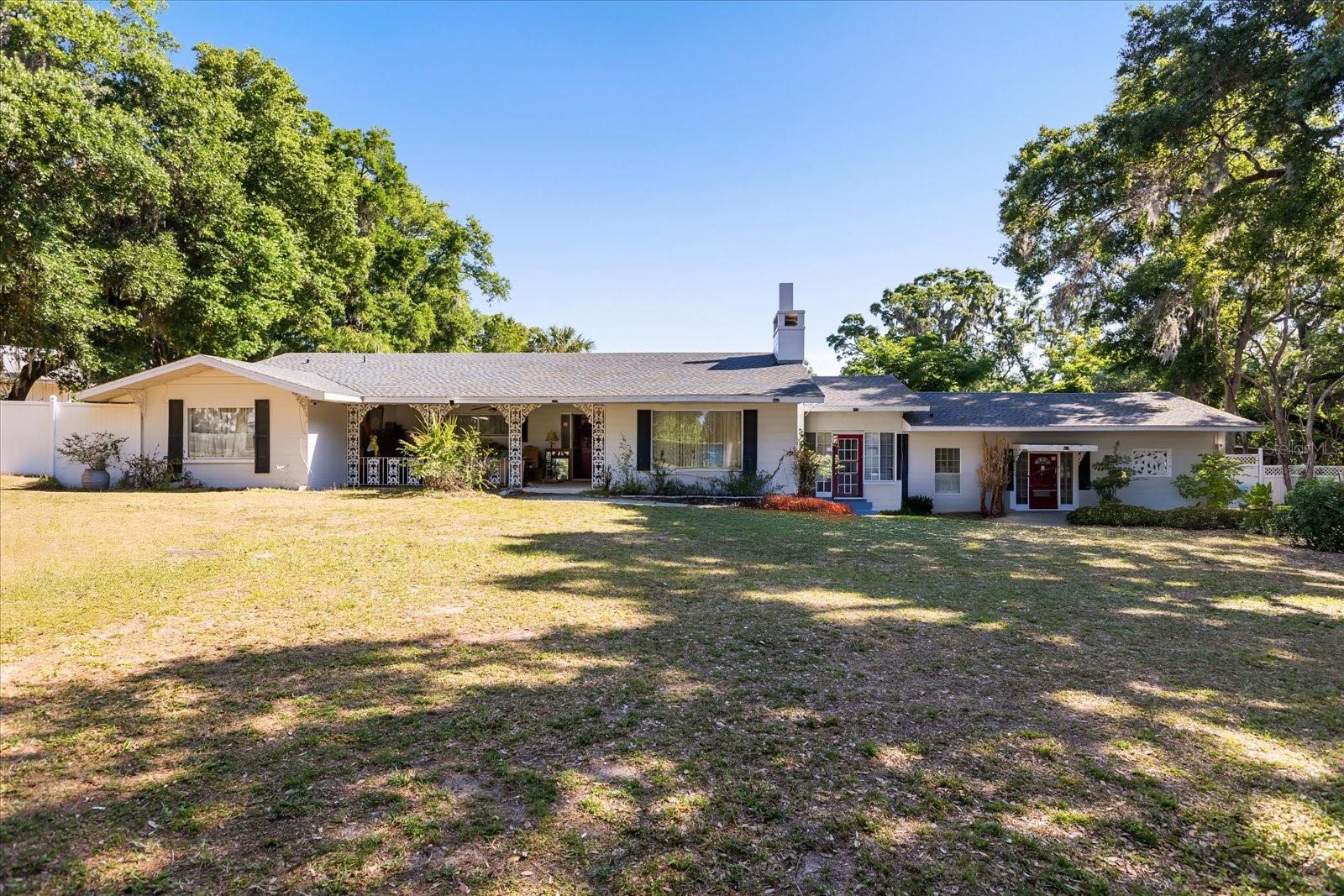 1505 E CROOKED LAKE DR, EUSTIS, FL, 32726