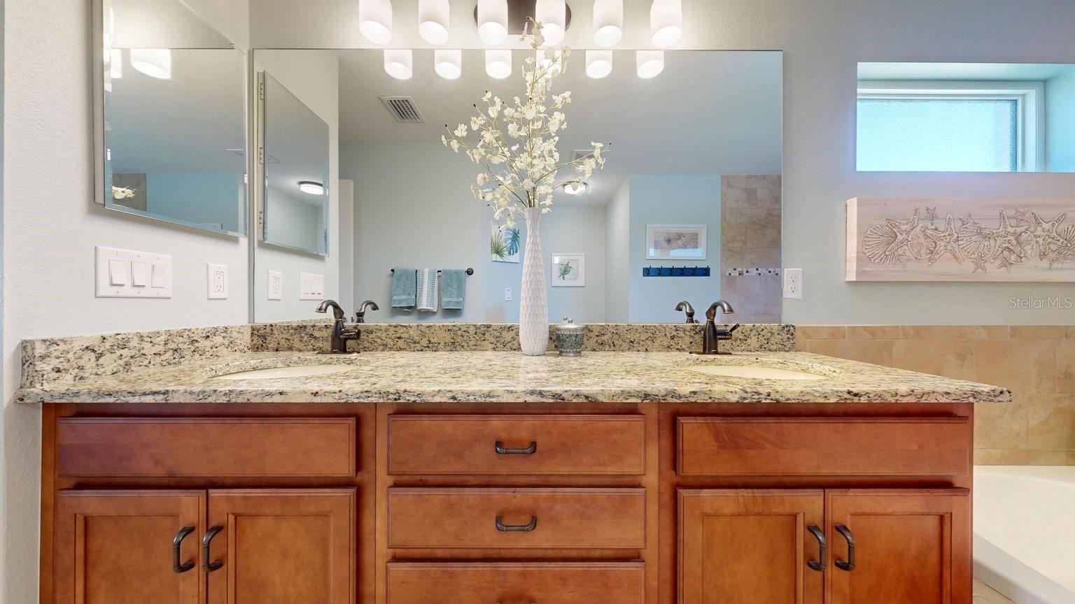 69 ARENA LAKE DR, PALM COAST, FL, 32137