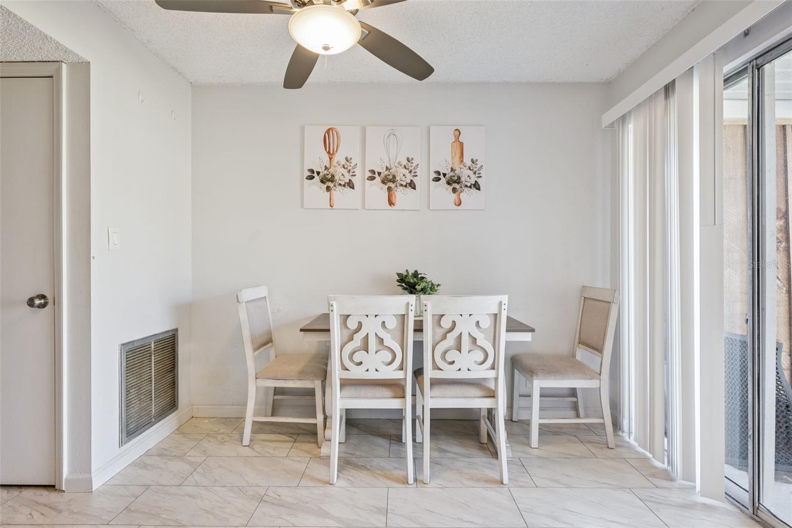 6924 WOODLAKE #104, ORLANDO, FL, 32810