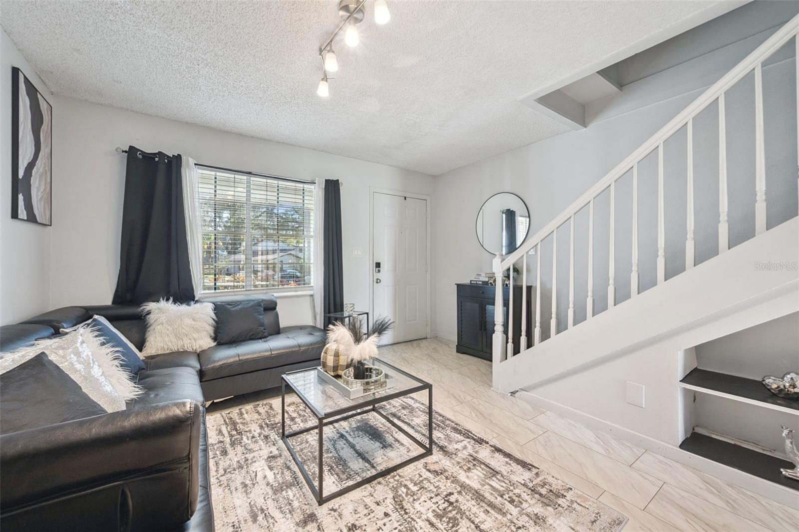 6924 WOODLAKE #104, ORLANDO, FL, 32810