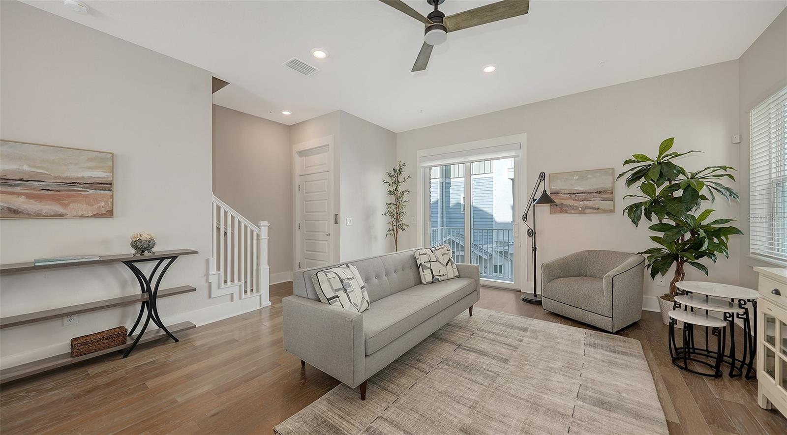 512 LAUREL PARK DR, SARASOTA, FL, 34236