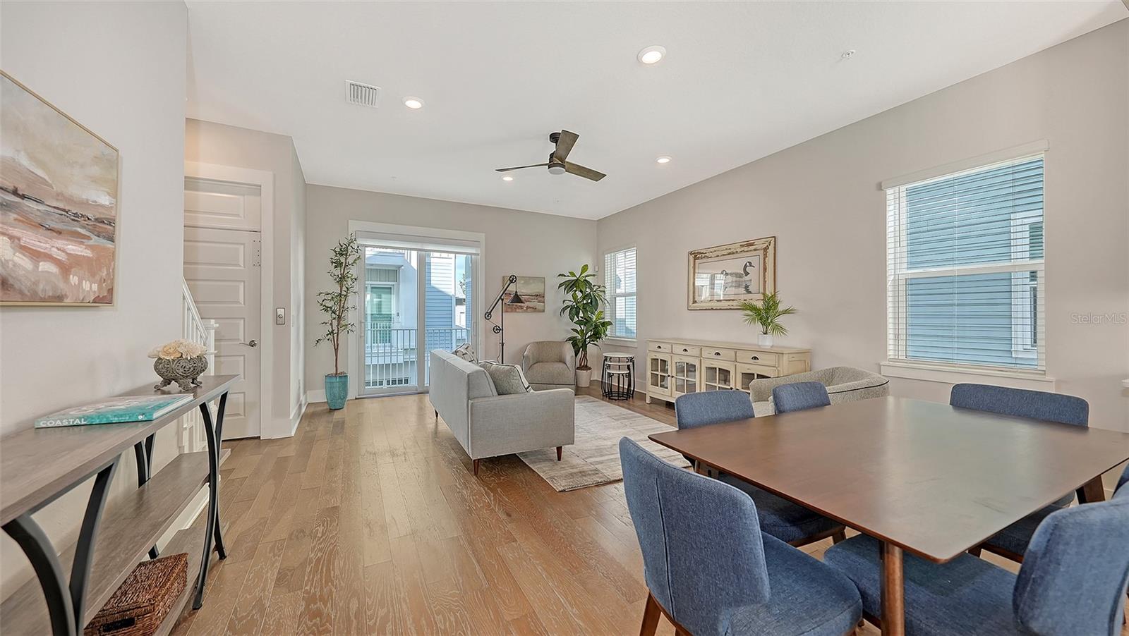 512 LAUREL PARK DR, SARASOTA, FL, 34236