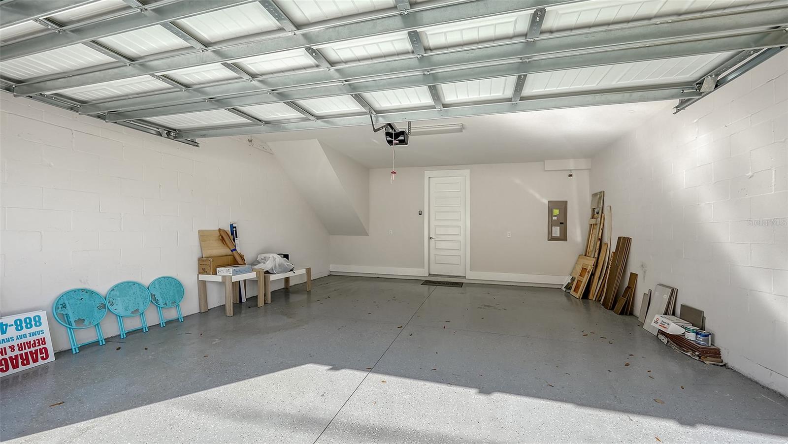 512 LAUREL PARK DR, SARASOTA, FL, 34236