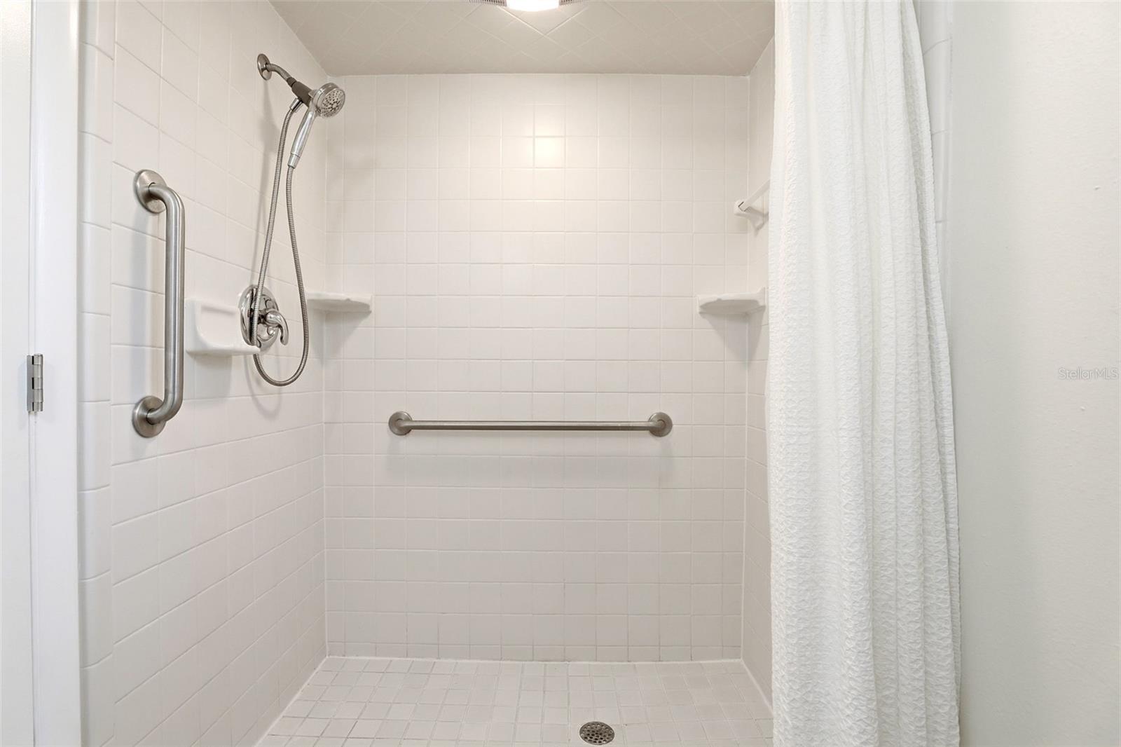 611 ORCHID LN, ALTAMONTE SPRINGS, FL, 32714