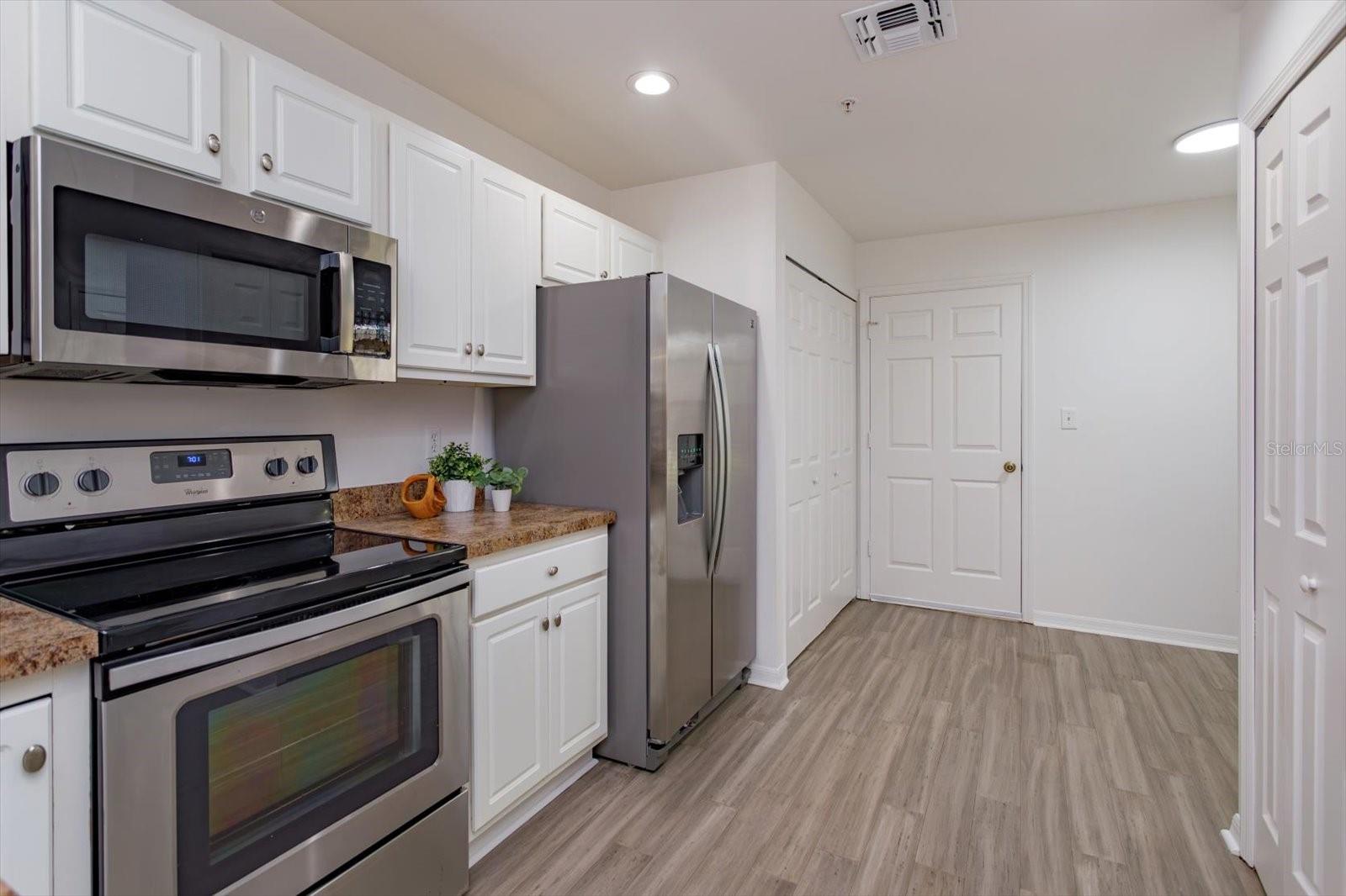 671 POST OAK CIR #107, ALTAMONTE SPRINGS, FL, 32701