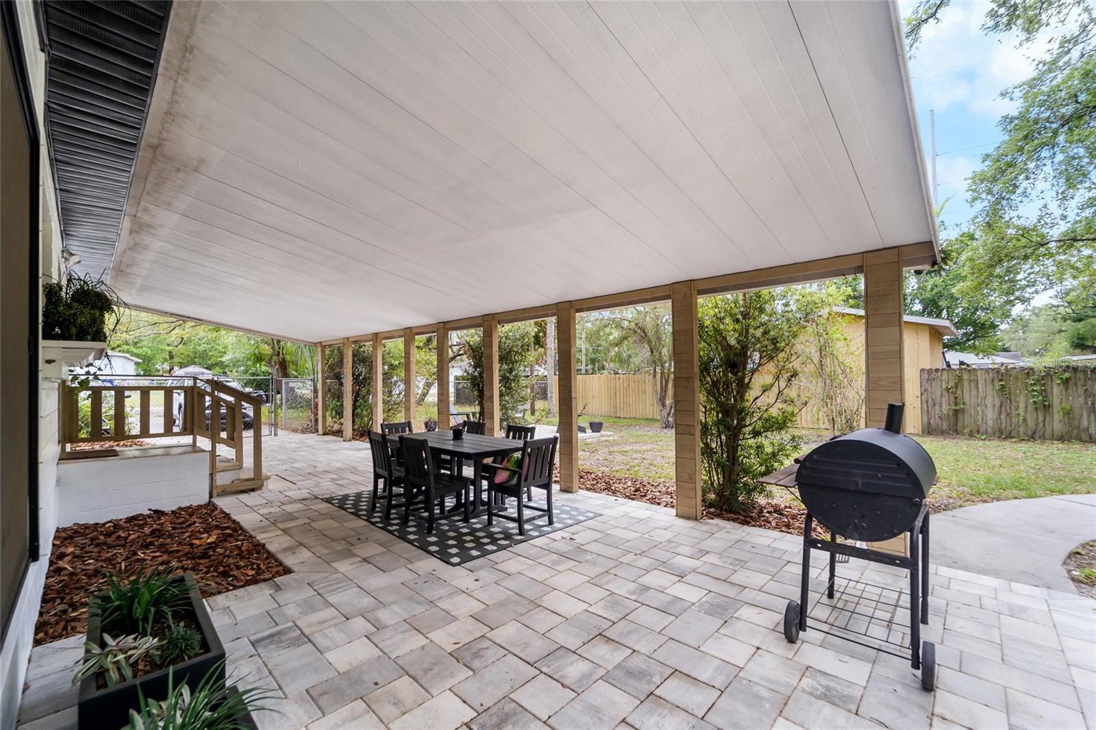 1502 W MEADOWBROOK AVE, TAMPA, FL, 33612