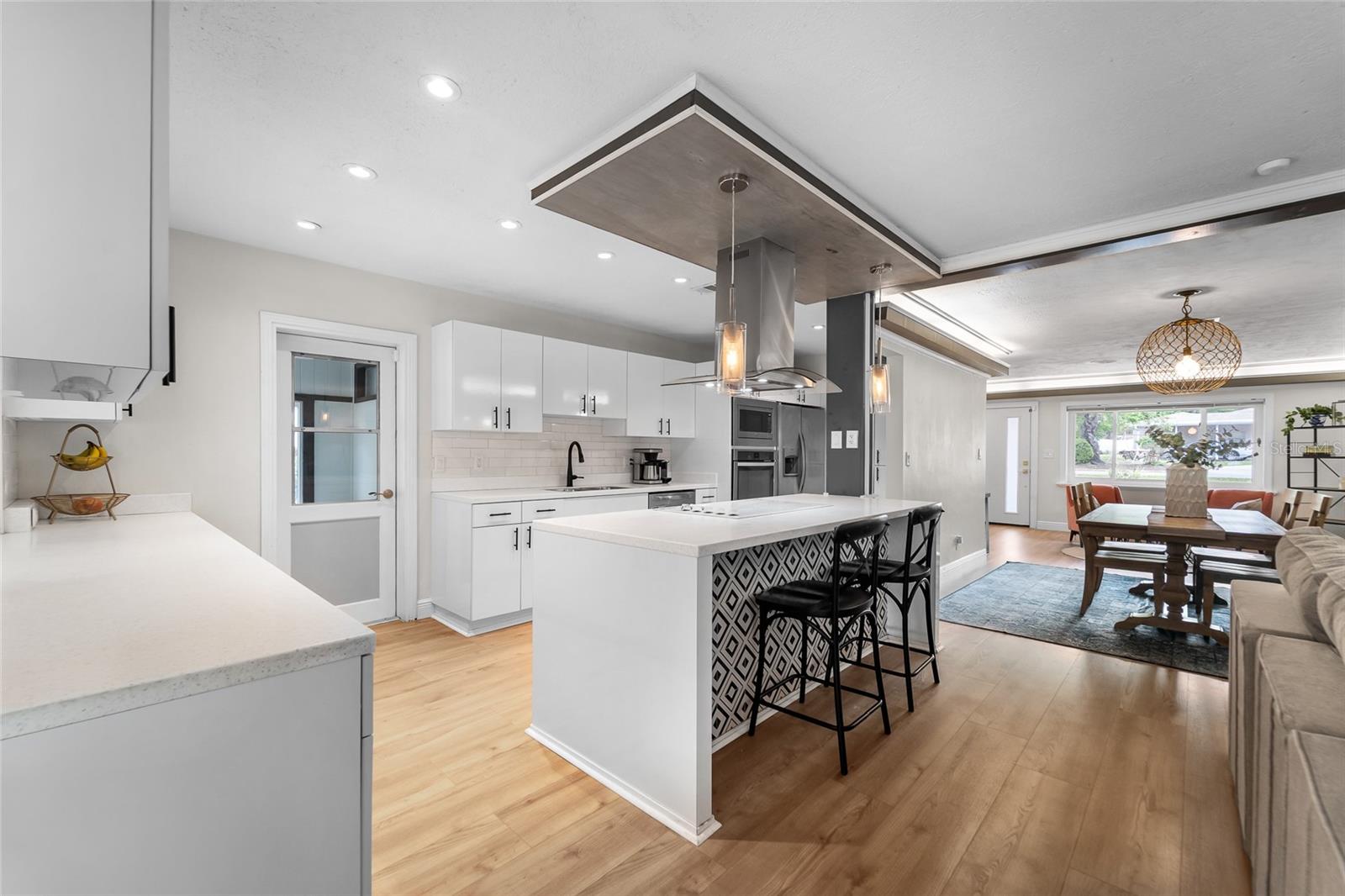 1502 W MEADOWBROOK AVE, TAMPA, FL, 33612