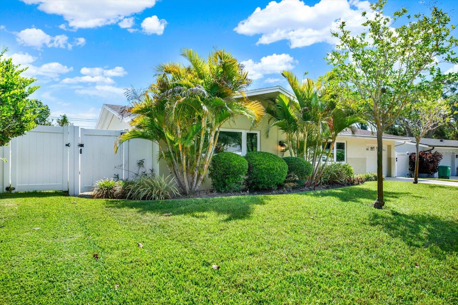 1815 CHATEAU DR E, CLEARWATER, FL, 33756