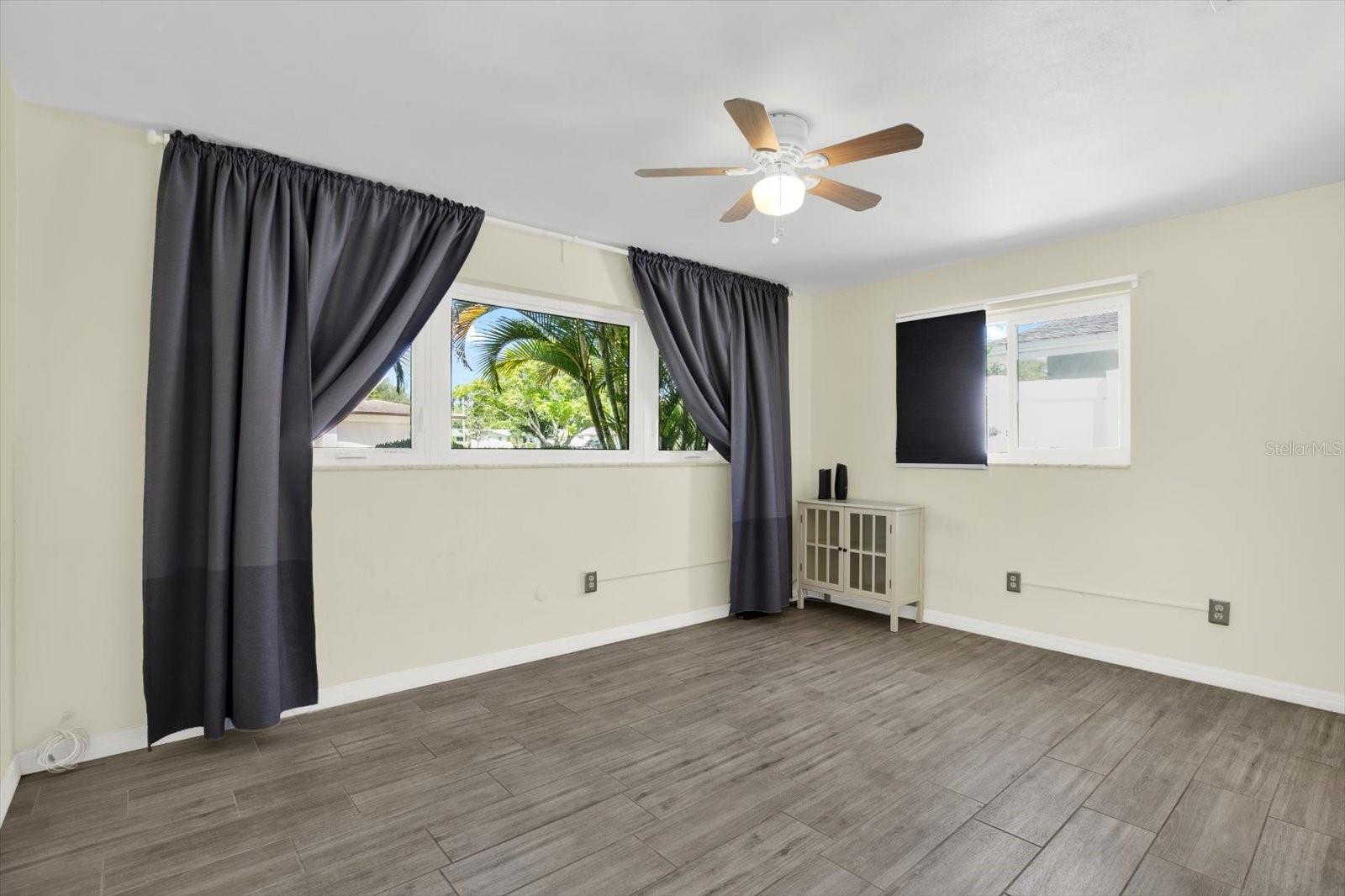 1815 CHATEAU DR E, CLEARWATER, FL, 33756