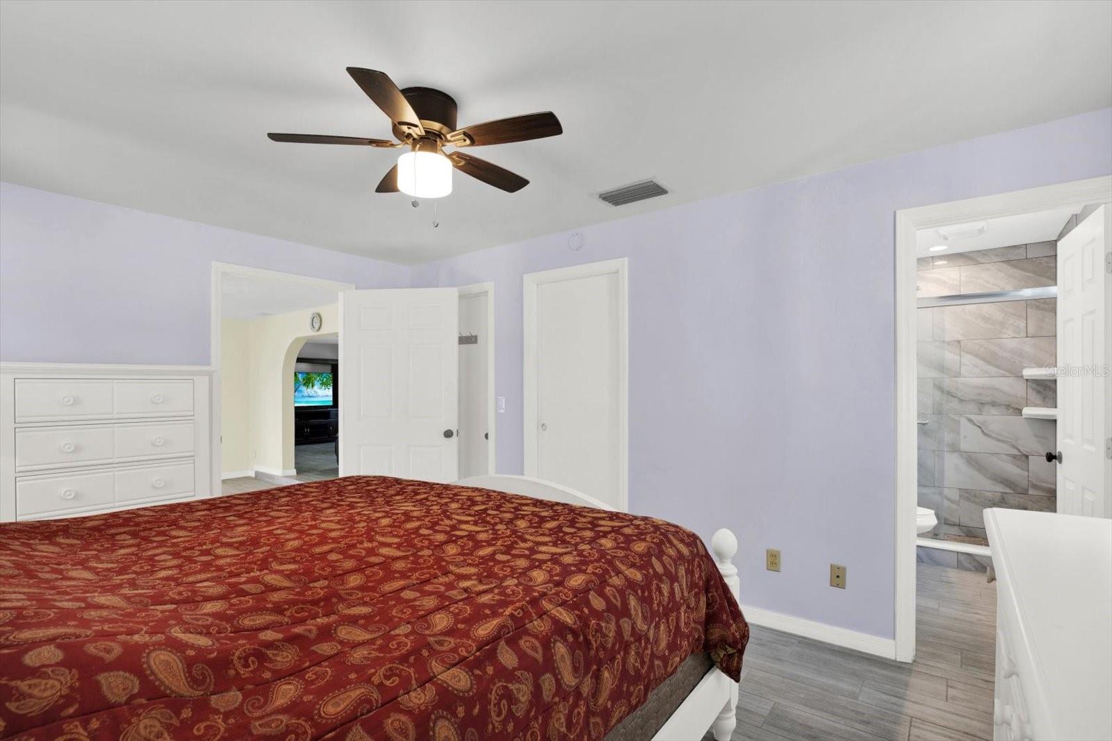 1815 CHATEAU DR E, CLEARWATER, FL, 33756