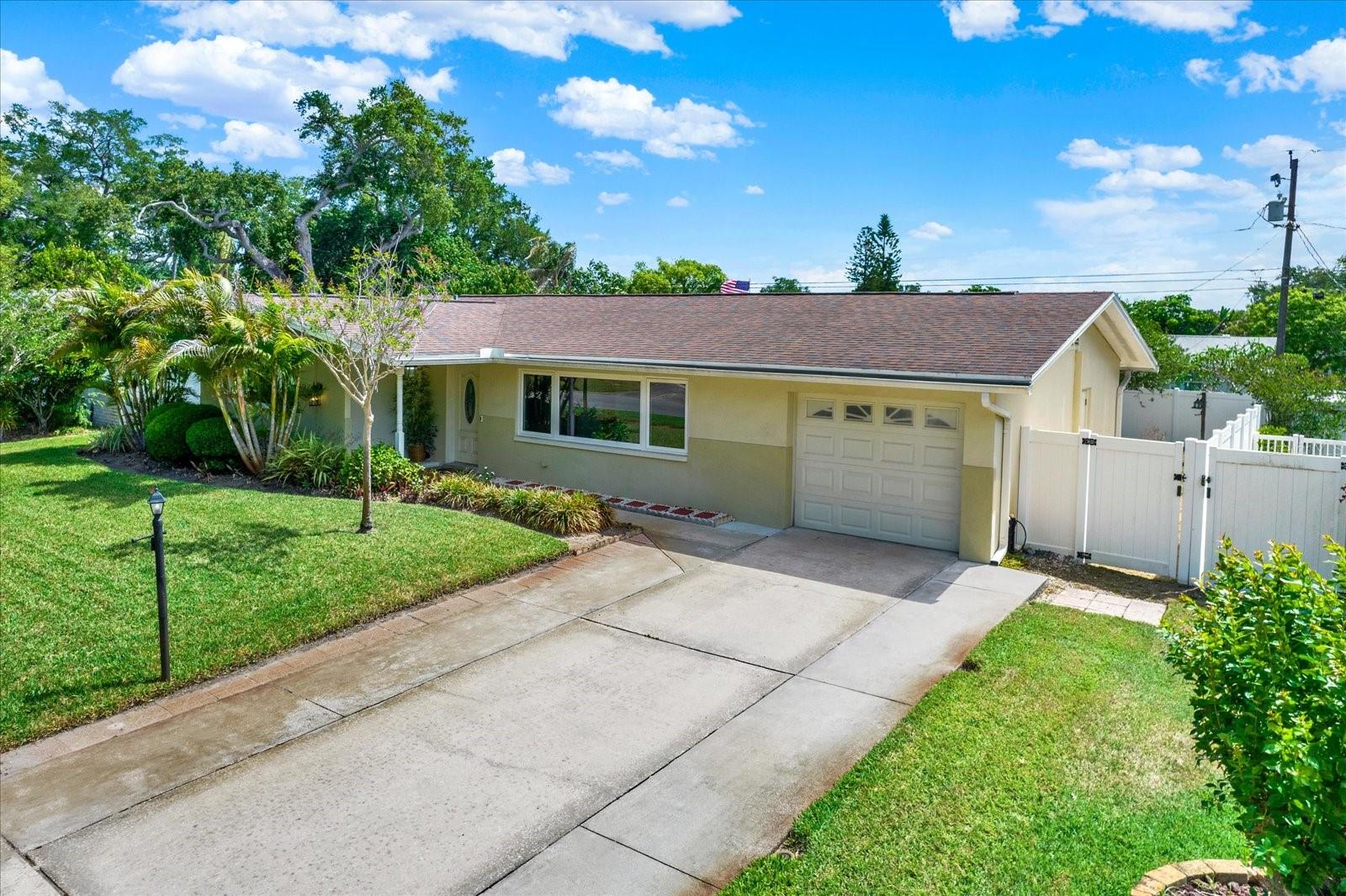 1815 CHATEAU DR E, CLEARWATER, FL, 33756