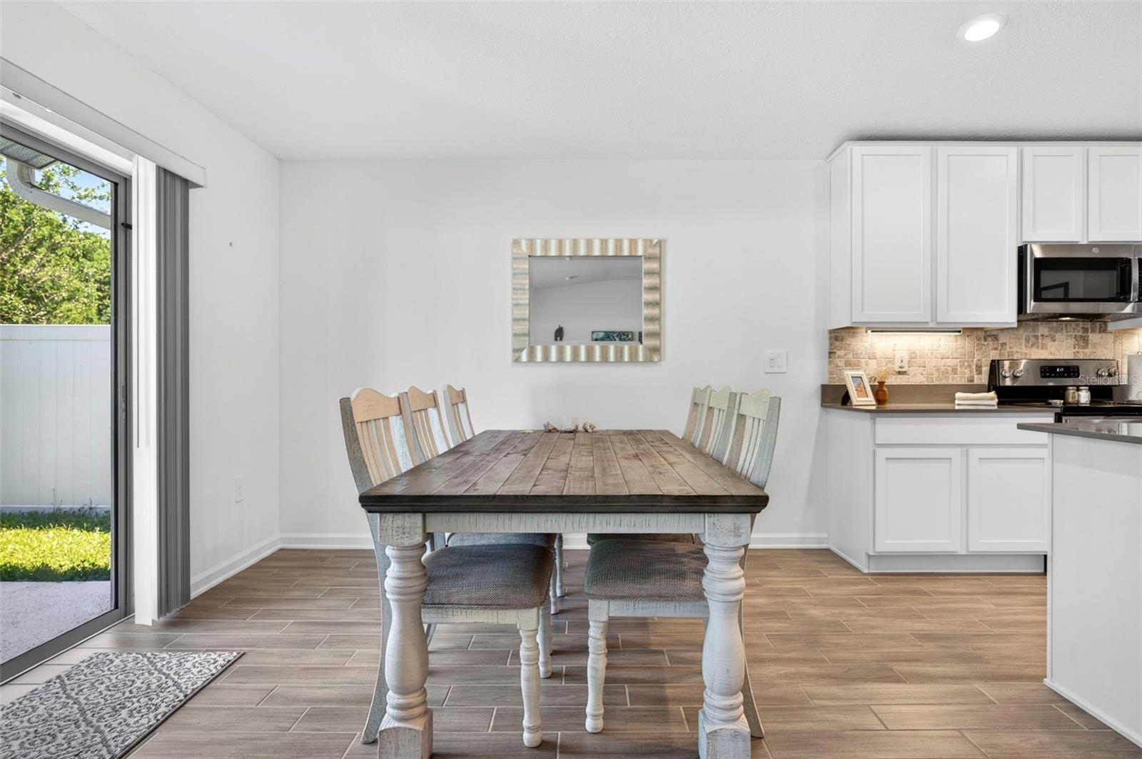 1018 PEACH CREEK DR, OSTEEN, FL, 32764