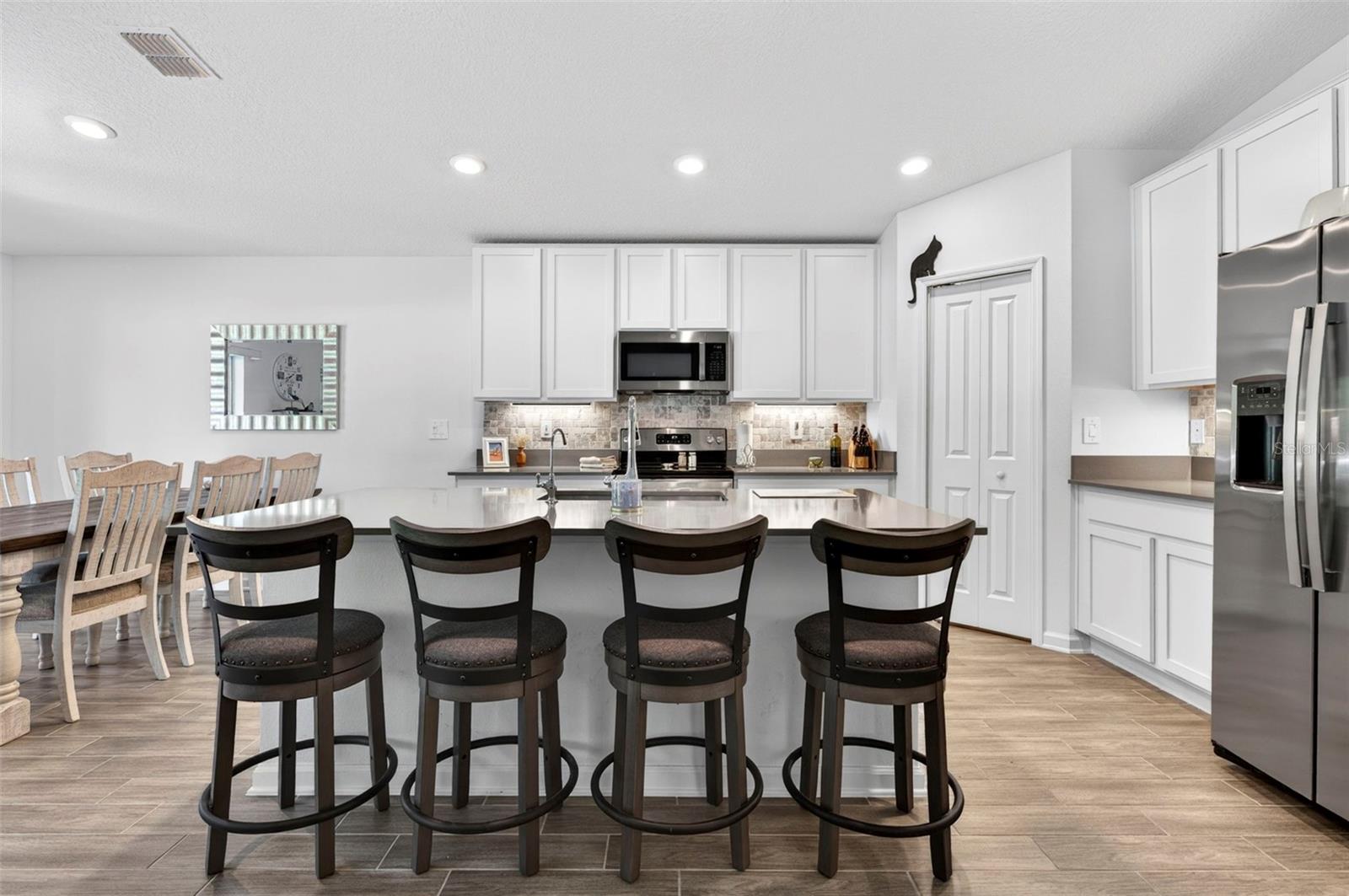 1018 PEACH CREEK DR, OSTEEN, FL, 32764