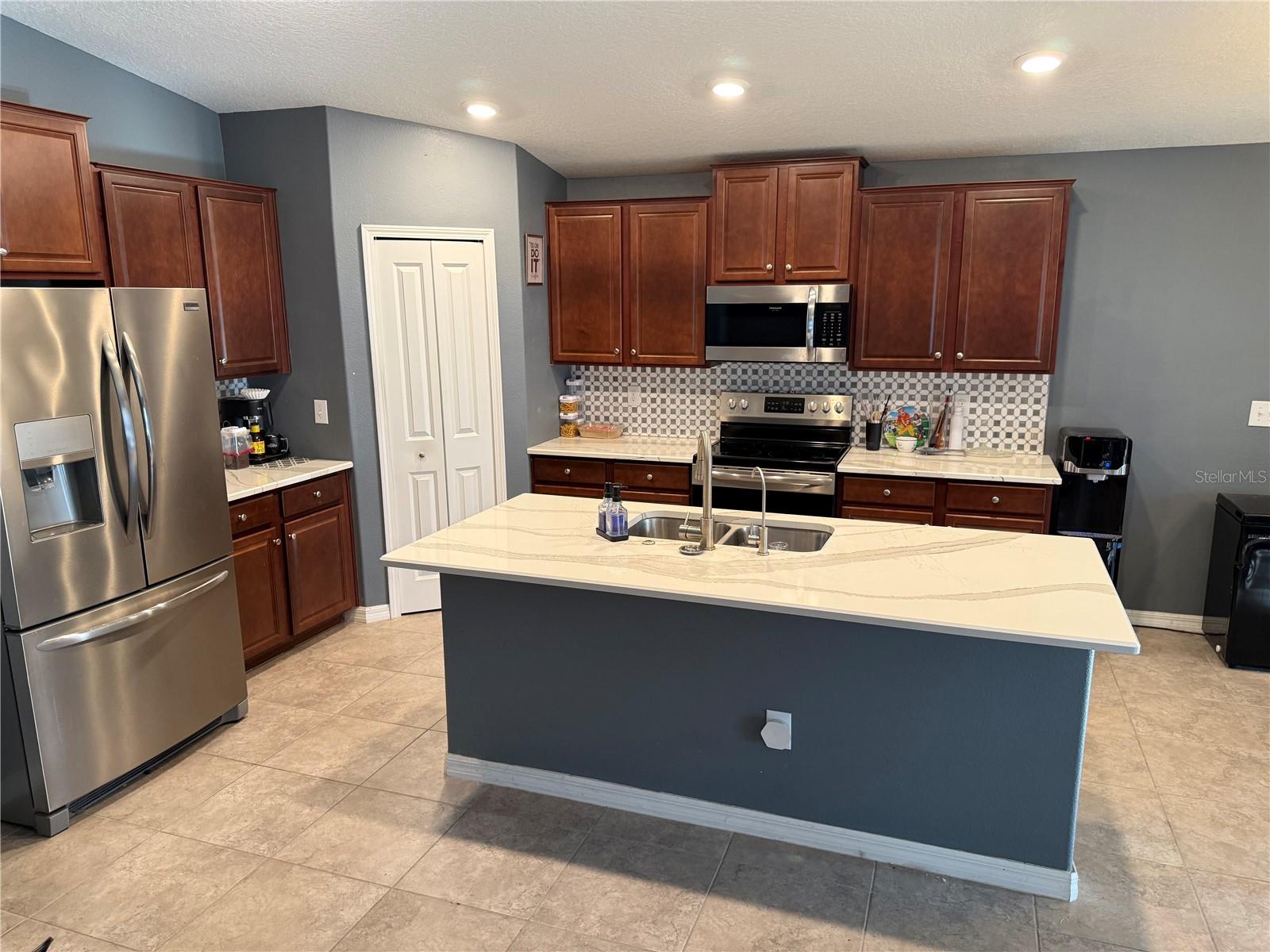 6629 WAGON TRAIL ST, ZEPHYRHILLS, FL, 33541