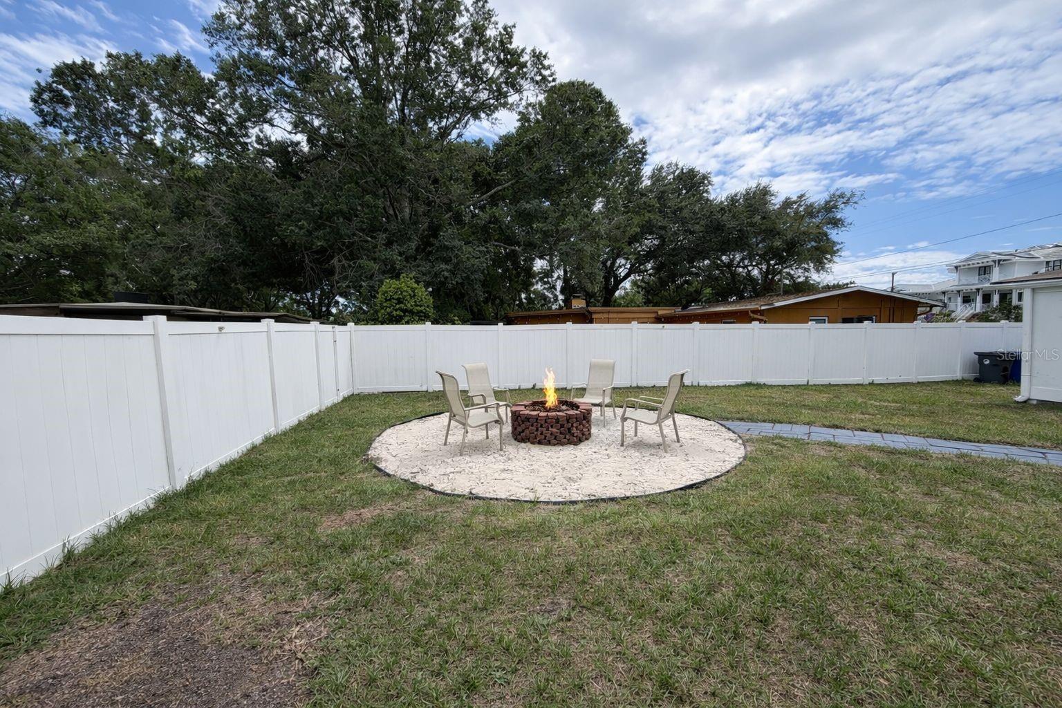 343 SHORE DR E, OLDSMAR, FL, 34677