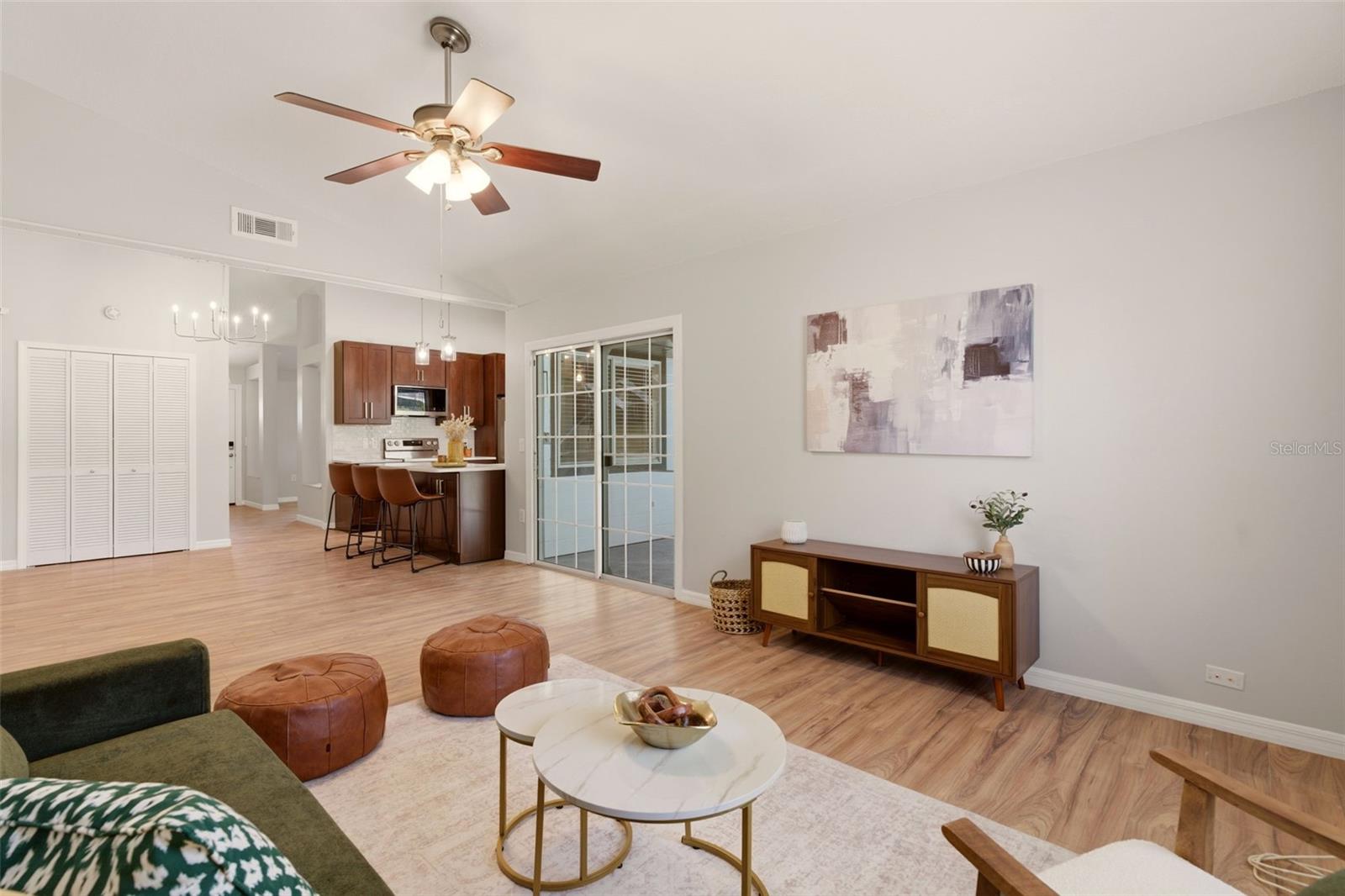 2362 GREENBRIER ST, DELTONA, FL, 32738