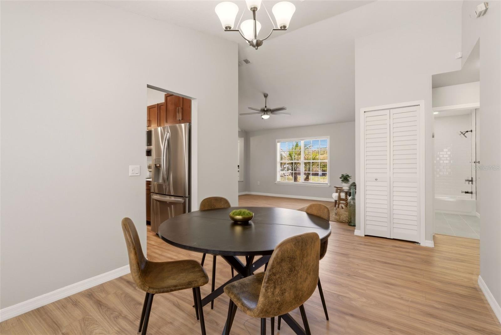 2362 GREENBRIER ST, DELTONA, FL, 32738