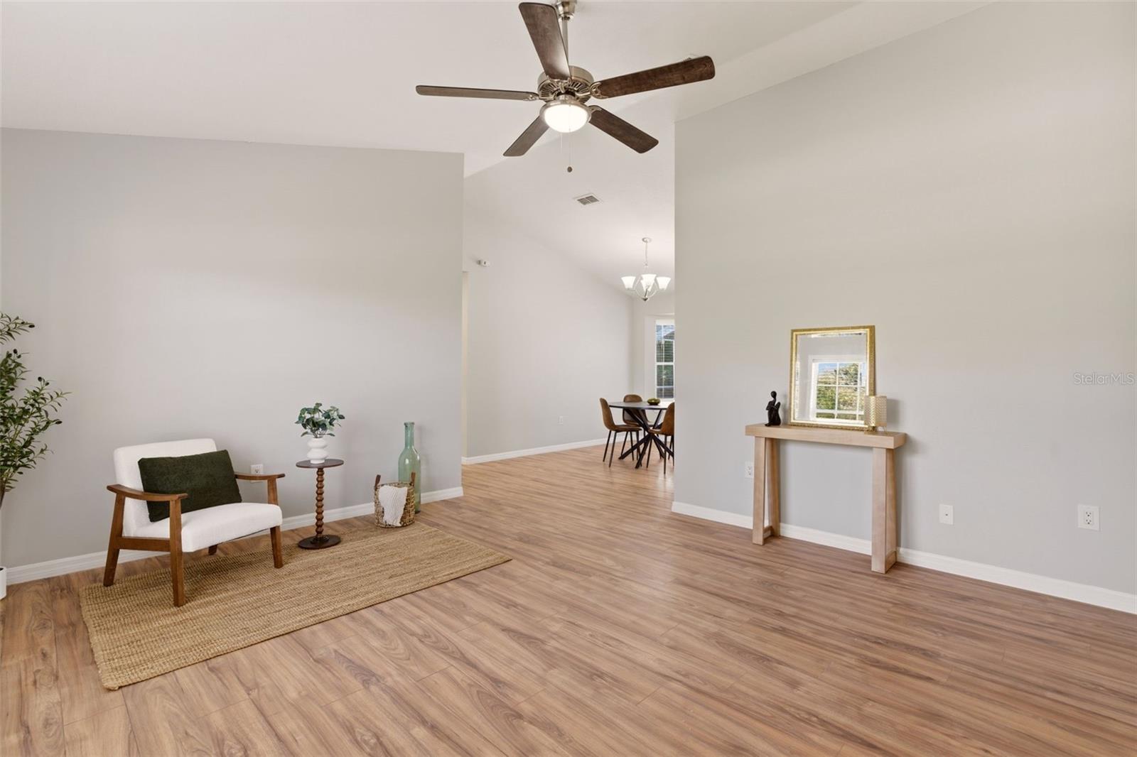 2362 GREENBRIER ST, DELTONA, FL, 32738