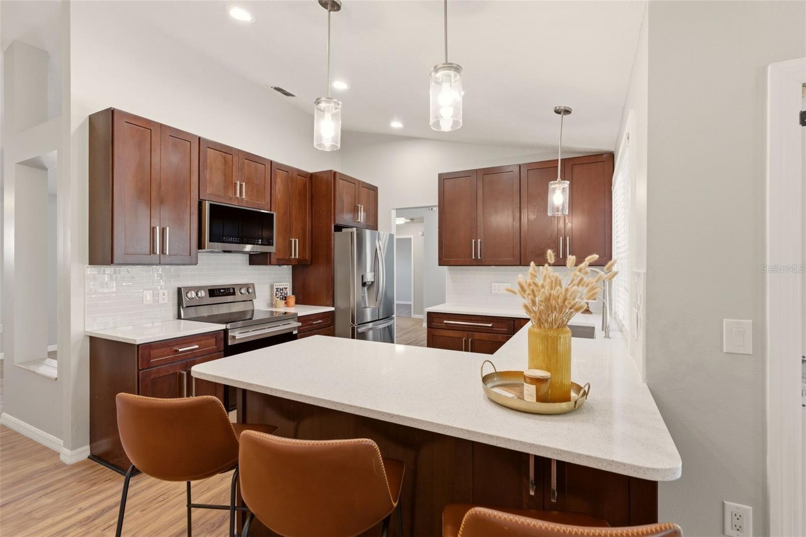 2362 GREENBRIER ST, DELTONA, FL, 32738