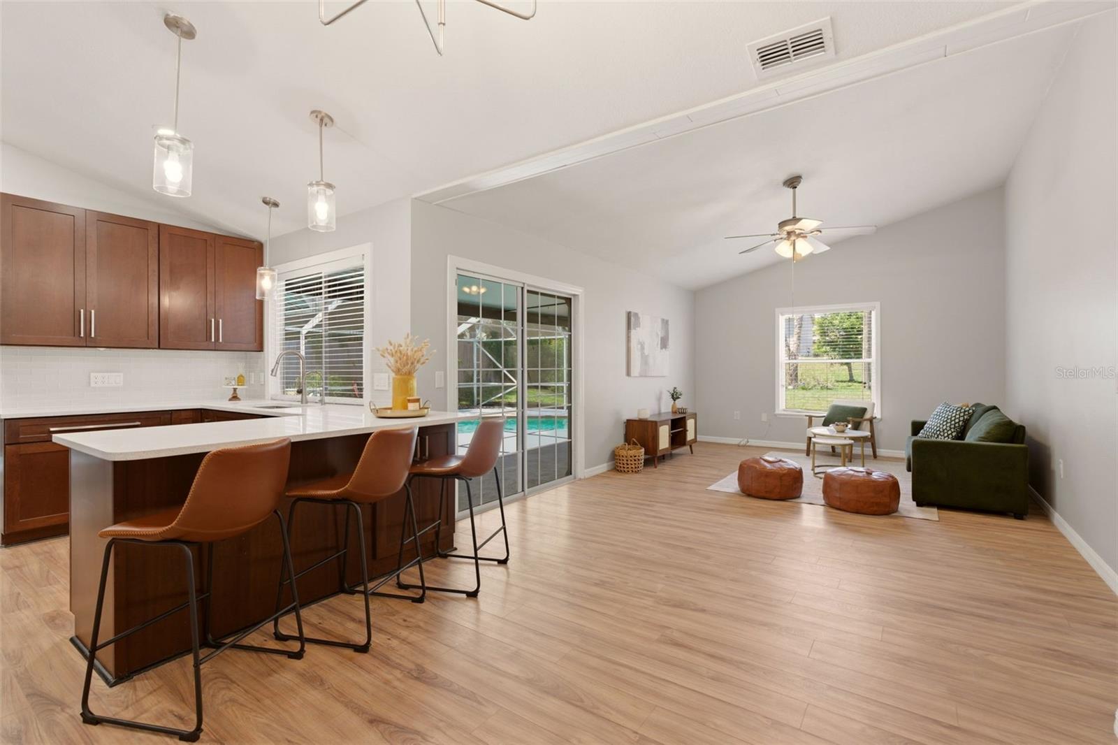 2362 GREENBRIER ST, DELTONA, FL, 32738