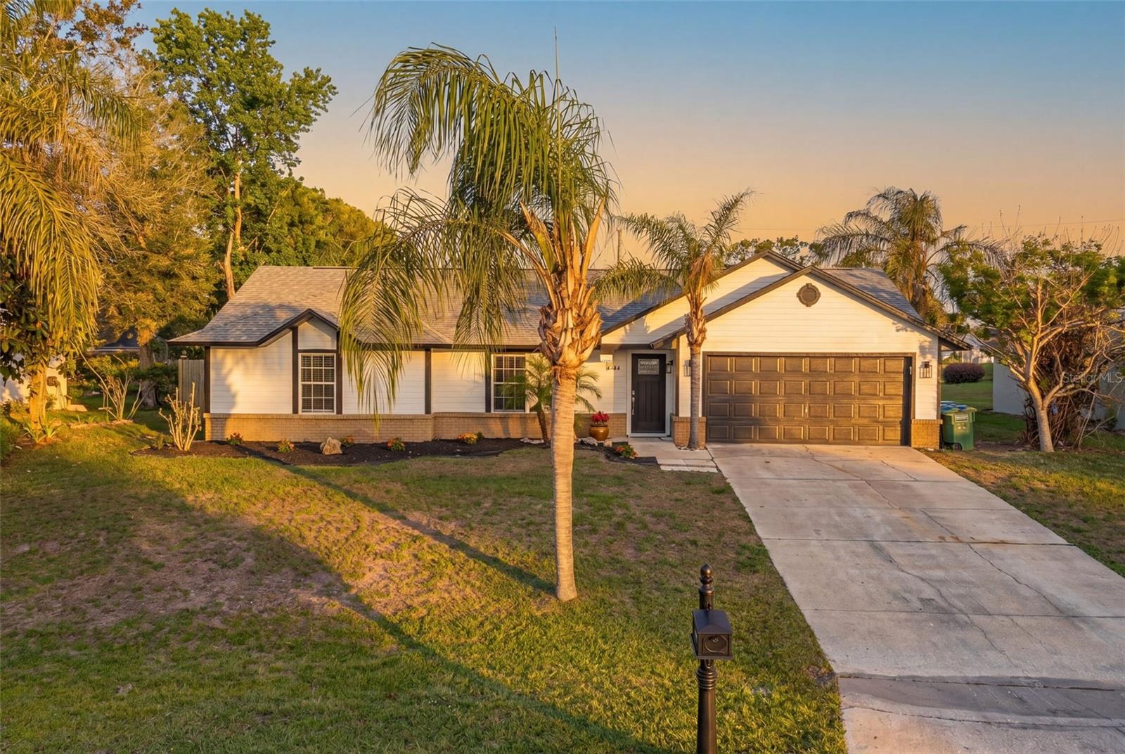 2362 GREENBRIER ST, DELTONA, FL, 32738