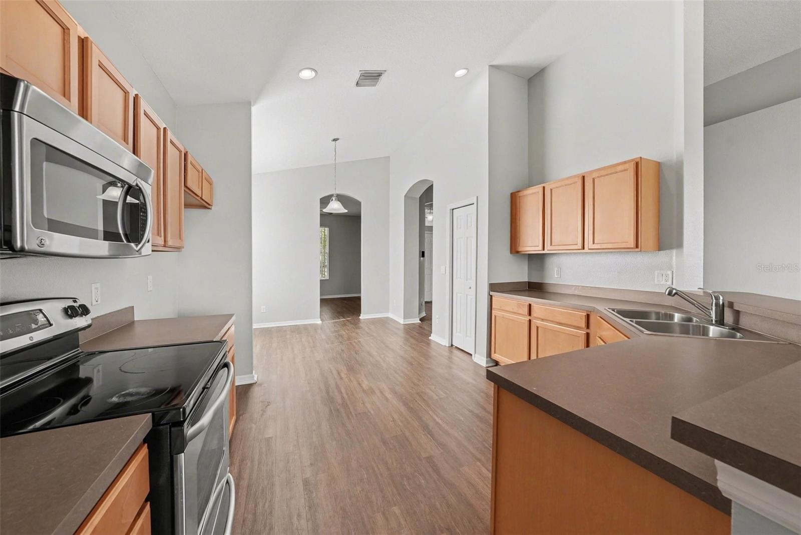 636 TANANA FALL DR, RUSKIN, FL, 33570