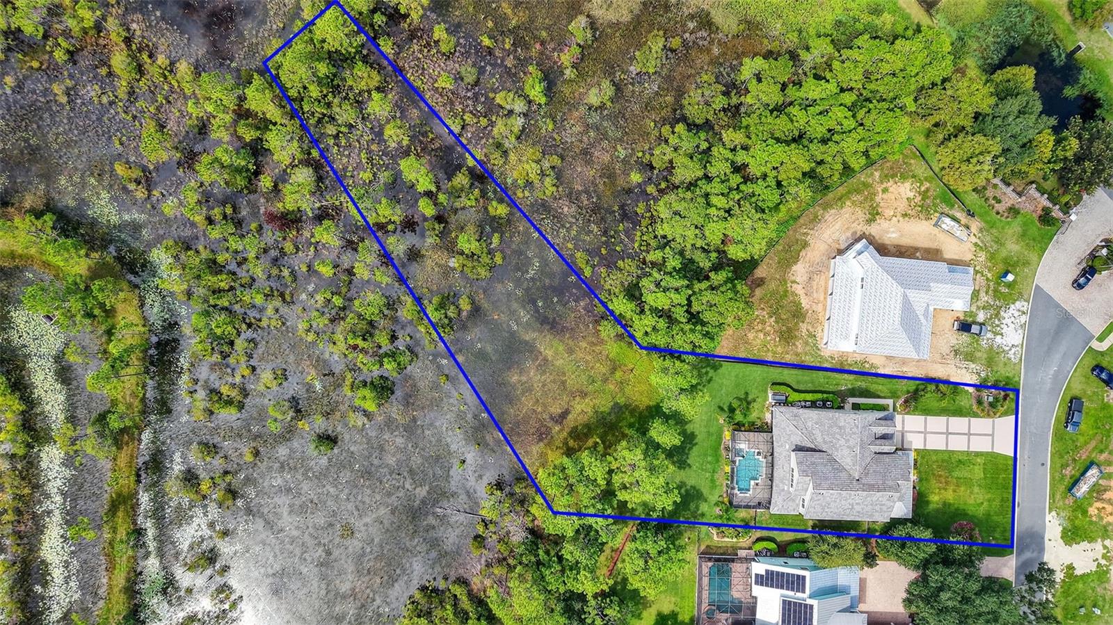 404 LONG AND WINDING RD, HOWEY IN THE HILLS, FL, 34737