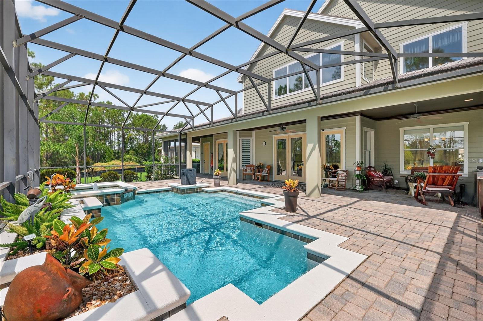 404 LONG AND WINDING RD, HOWEY IN THE HILLS, FL, 34737