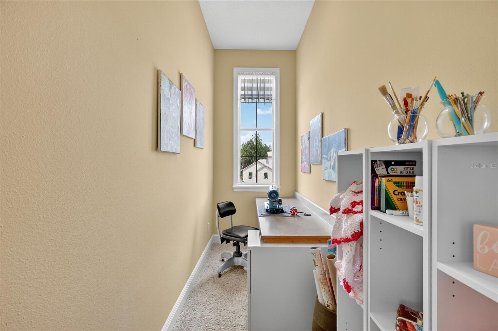 404 LONG AND WINDING RD, HOWEY IN THE HILLS, FL, 34737