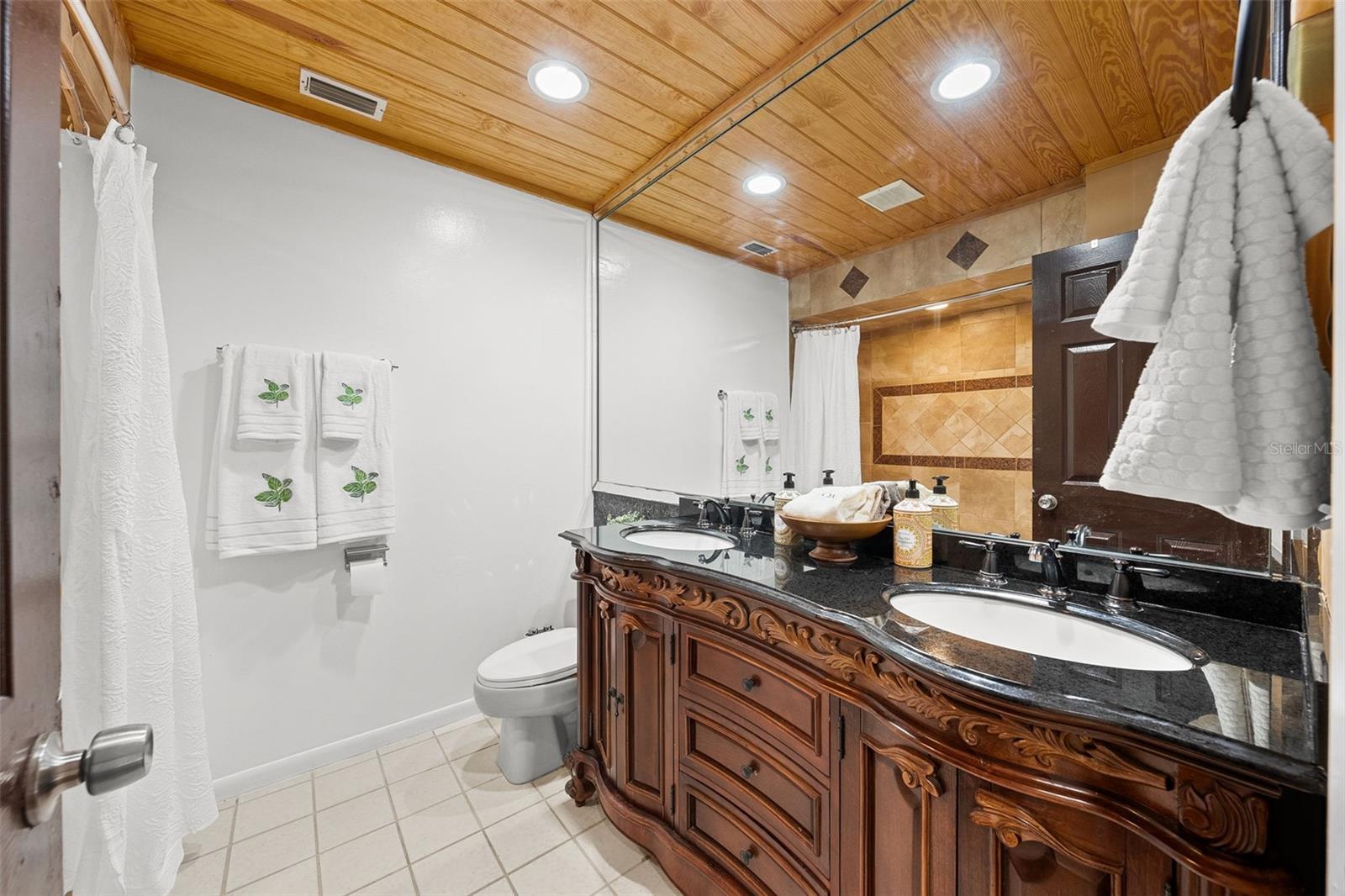 17301 ESTES RD, LUTZ, FL, 33548