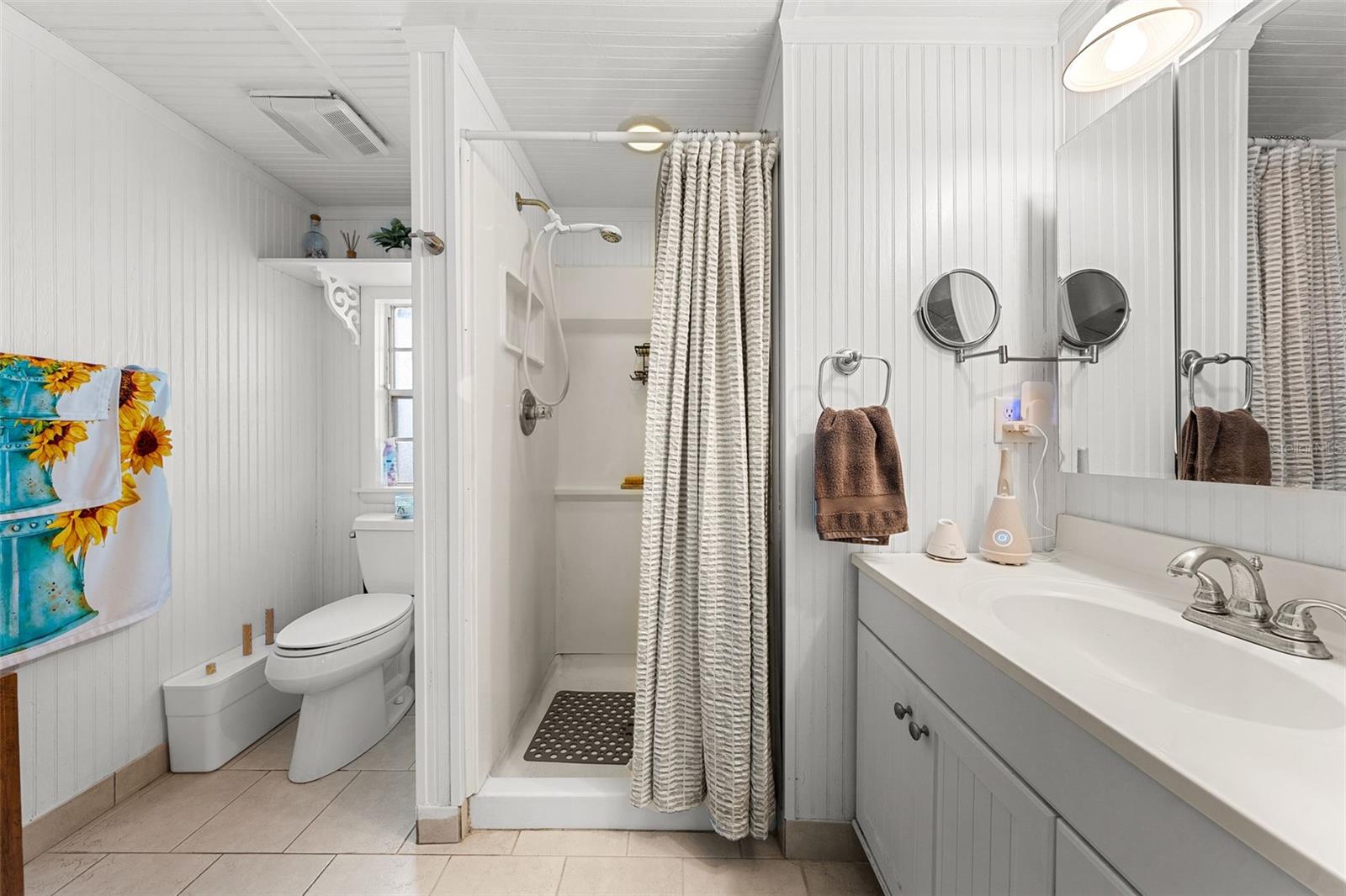 17301 ESTES RD, LUTZ, FL, 33548