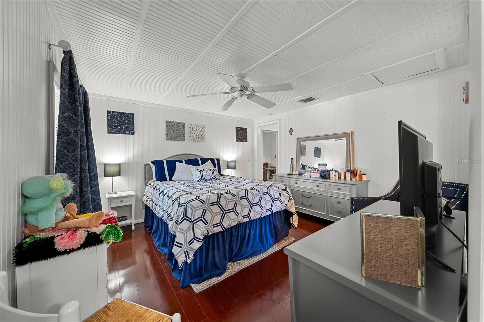 17301 ESTES RD, LUTZ, FL, 33548