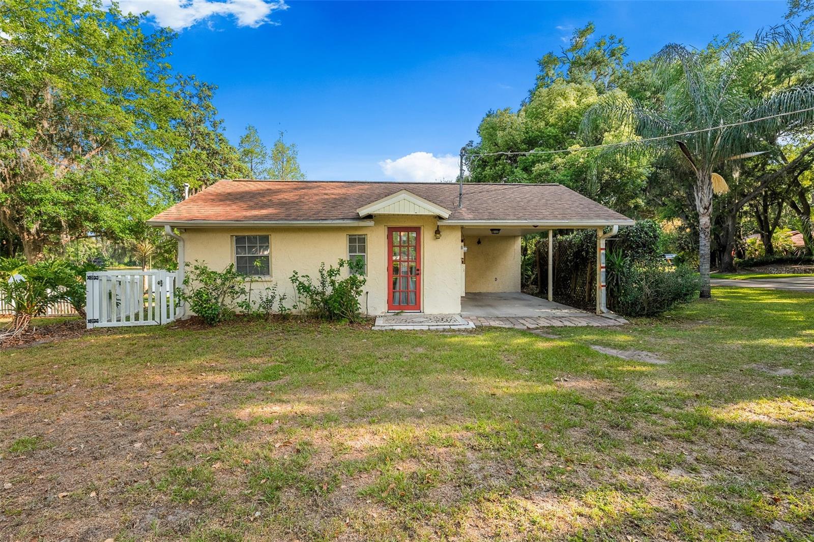 17301 ESTES RD, LUTZ, FL, 33548