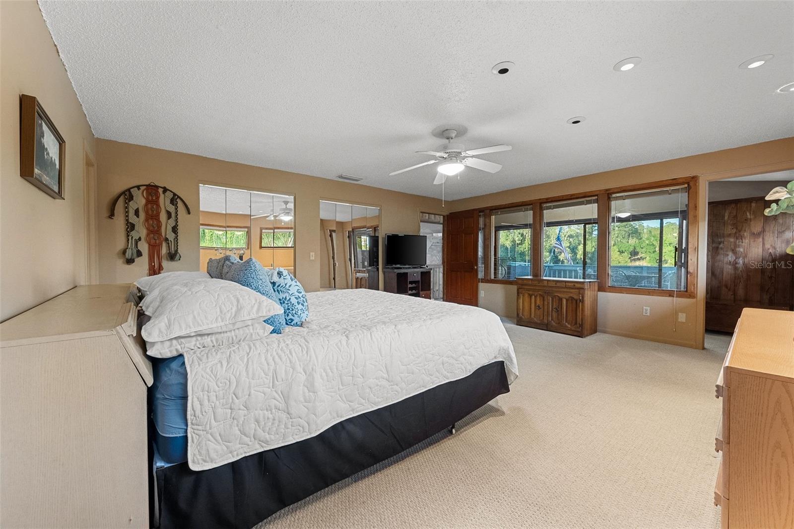 17301 ESTES RD, LUTZ, FL, 33548